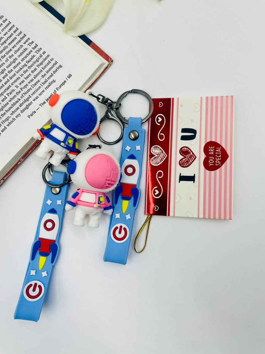 Keychain Set – Astronaut Boy & Girl Space Couple