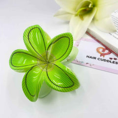 Girls Green Gift Hamper – Trendy Hair Accessories & Cute Combo Set