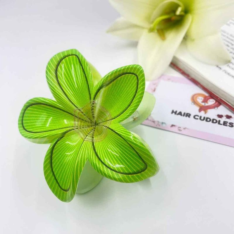 Girls Green Gift Hamper – Trendy Hair Accessories & Cute Combo Set