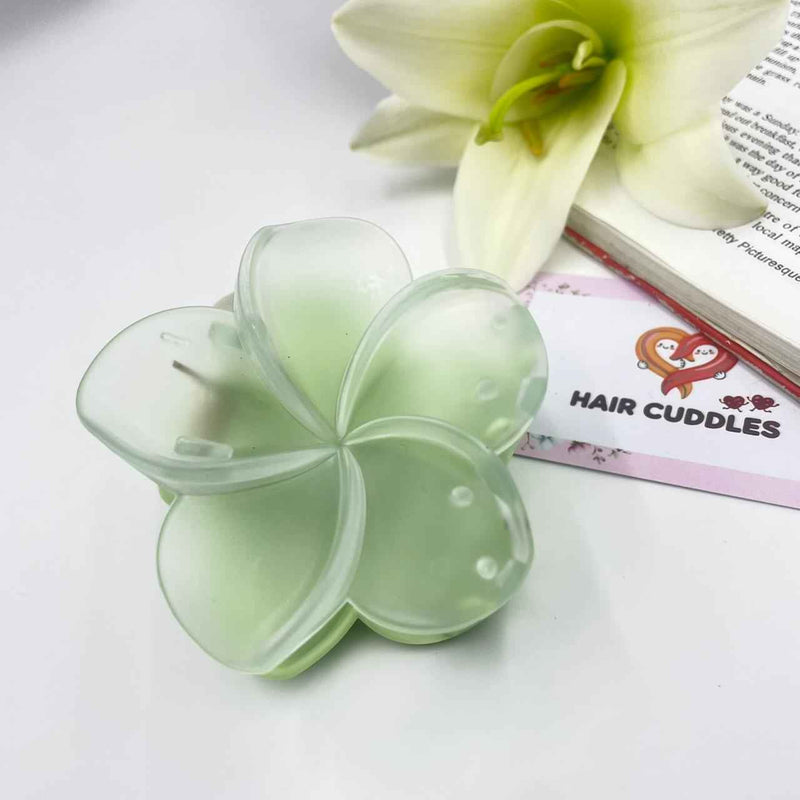Girls Green Gift Hamper – Trendy Hair Accessories & Cute Combo Set