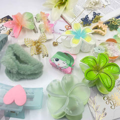 Girls Green Gift Hamper – Trendy Hair Accessories & Cute Combo Set