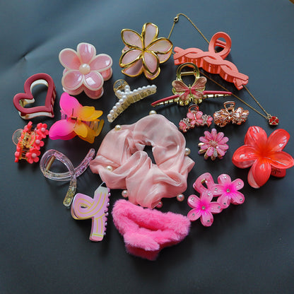 Hair Cuddles Premium Hair Claw Clip Combo with Pendent Chain, Floral & Butterfly Designs Stylish Clutcher Set for Women & Girls (Pack of 18)