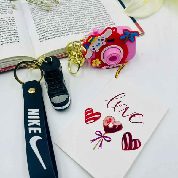 Keychain Set – Street Sneaker Boy & Cute Camera Girl