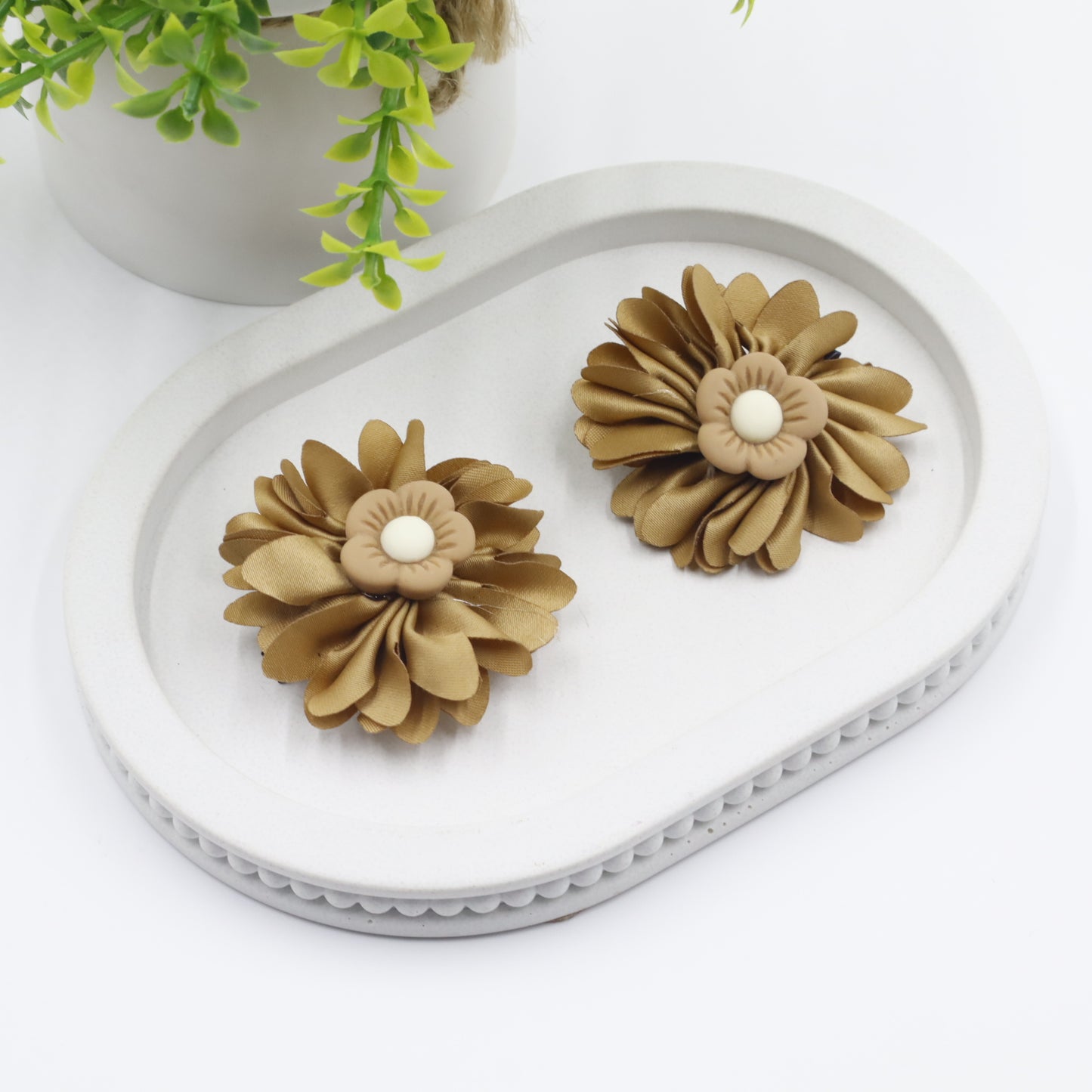 Hair Cuddles Flower Hair Clip & Rubber Band Combo Set – Pack of 8 for Girls