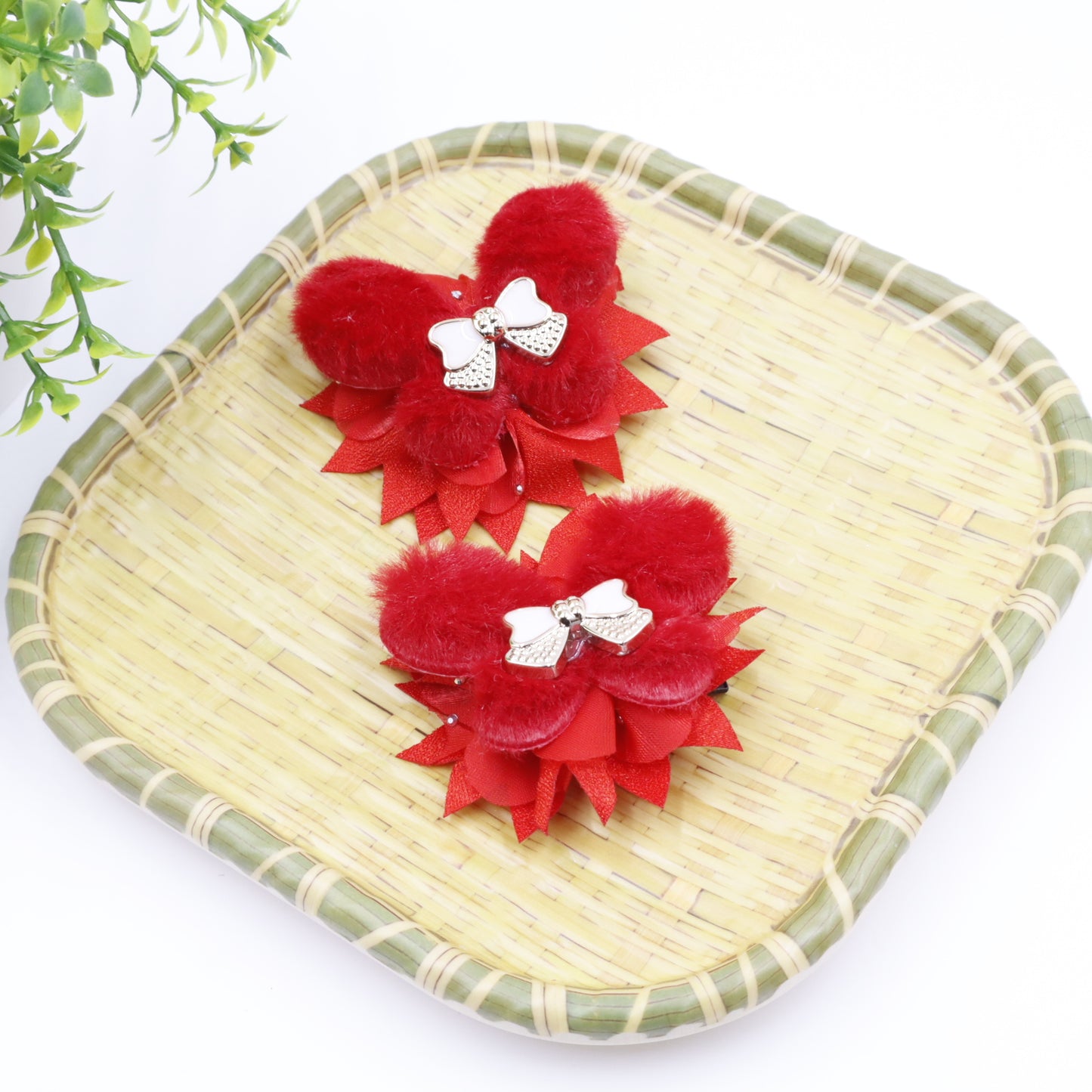 Hair Cuddles Fur Bow Hair Clip for Girls- Stylish Hair Accessories with Center Bow Embellishment- 1 Pair