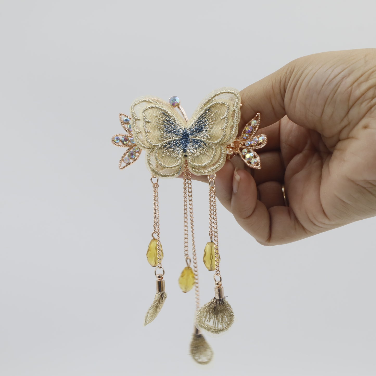 Hair Cuddles Butterfly Hair Clip with Dangling Chains – Elegant Butterfly Hair Accessory for Women & Girls