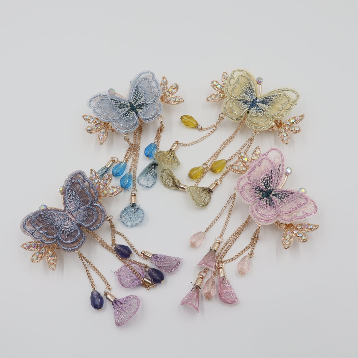 Hair Cuddles Butterfly Hair Clip with Dangling Chains – Elegant Butterfly Hair Accessory for Women & Girls