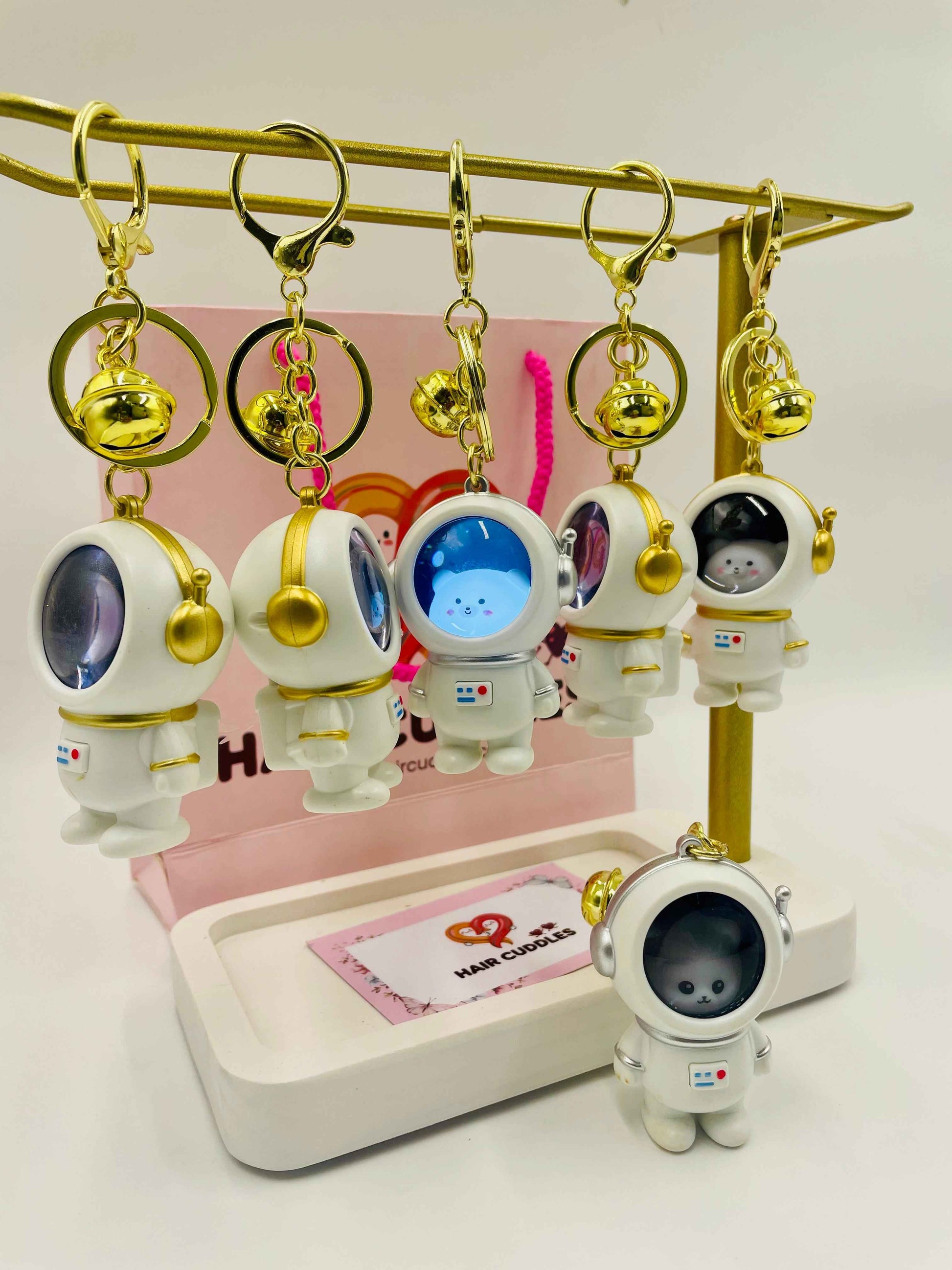 LED Astronaut Keychain for Boys & Girls | Light Up Space Key Ring with Bear- Pack of 1