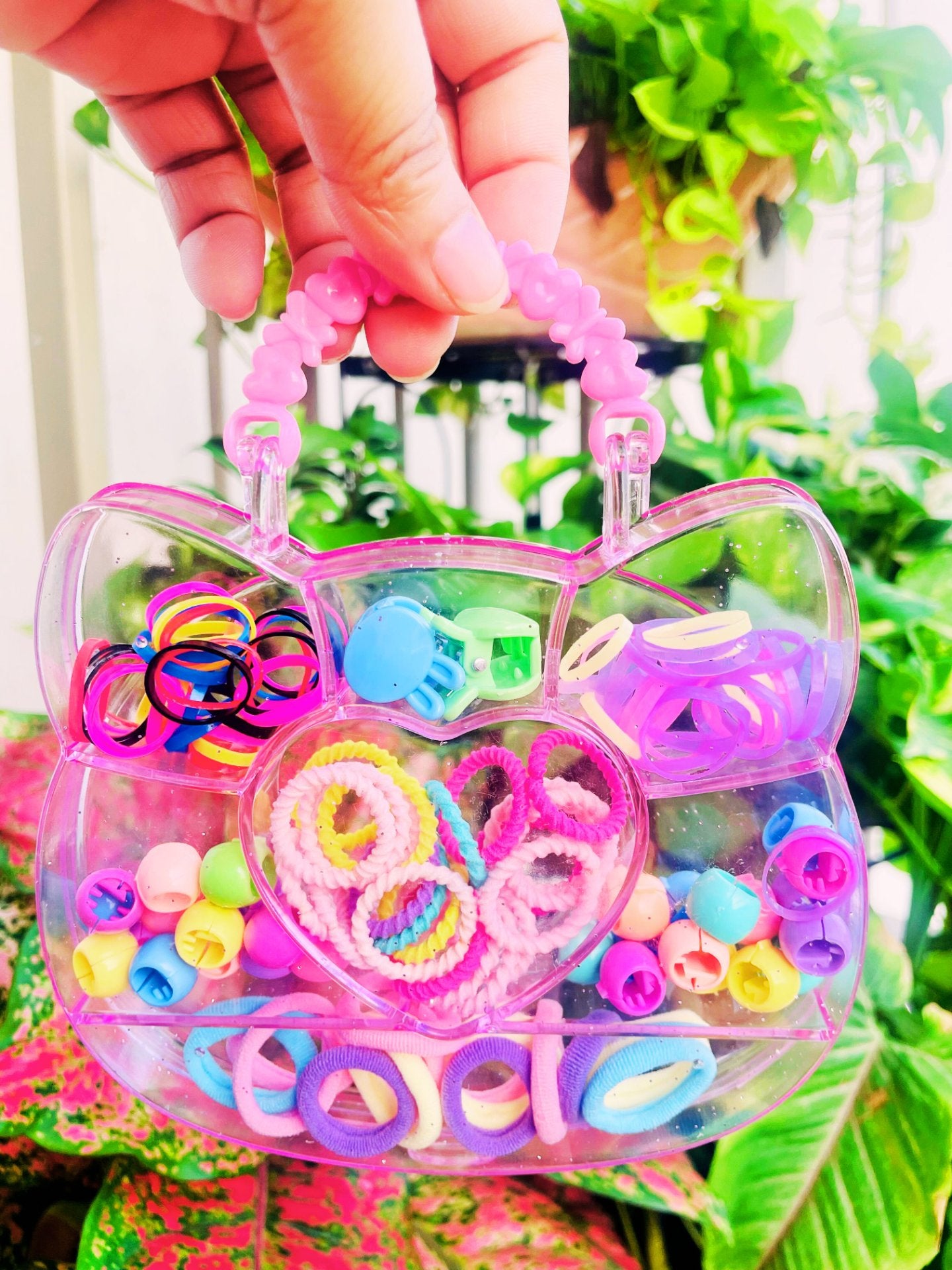 Hair Cuddles Hair Accessories Gift Pack for Girls – Cute Heart Kitty Shape Box-Kids Hair Styling Set Pack of 1