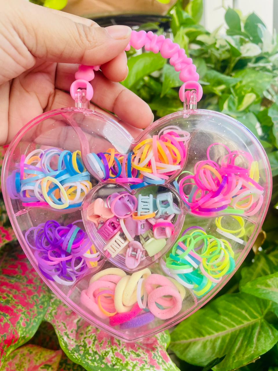 Hair Cuddles Hair Accessories Gift Pack for Girls – Cute Heart Kitty Shape Box-Kids Hair Styling Set Pack of 1