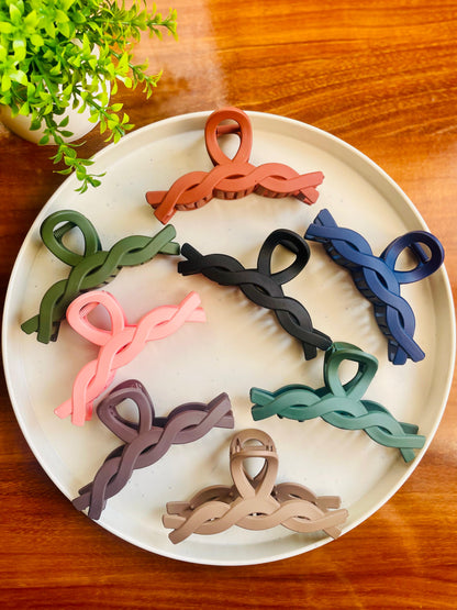 Hair Cuddles Braided Twist Shape Hair Claw Clip for Women & Girls | Strong Grip Matte Finish Big Clutcher | Premium Trendy Hair Accessories