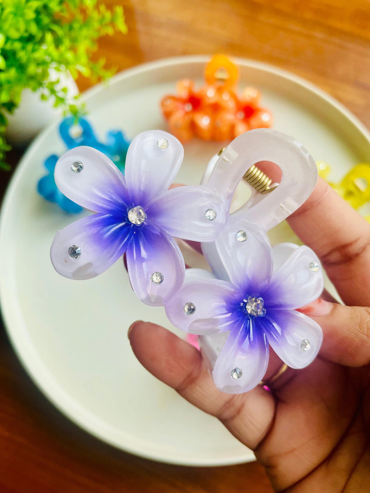 Hair Cuddles Sparkle Flower Hair Claw Clip for Women & Girls | Crystal Stone Studded Floral Clutcher | Daily Wear Strong Grip Hair Clamp