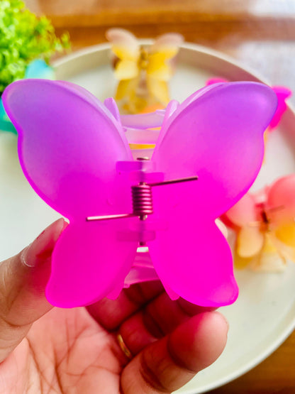 Hair Cuddles Butterfly Shape Hair Claw Clip for Women & Girls | Gradient Color Soft Matte Butterfly Clutcher | Strong Grip Daily Wear Hair Clamp