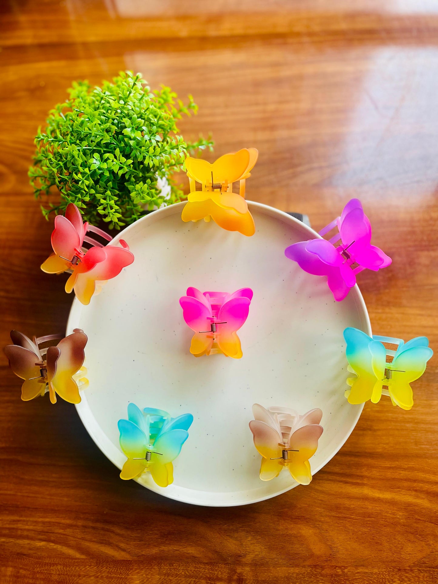 Hair Cuddles Butterfly Shape Hair Claw Clip for Women & Girls | Gradient Color Soft Matte Butterfly Clutcher | Strong Grip Daily Wear Hair Clamp