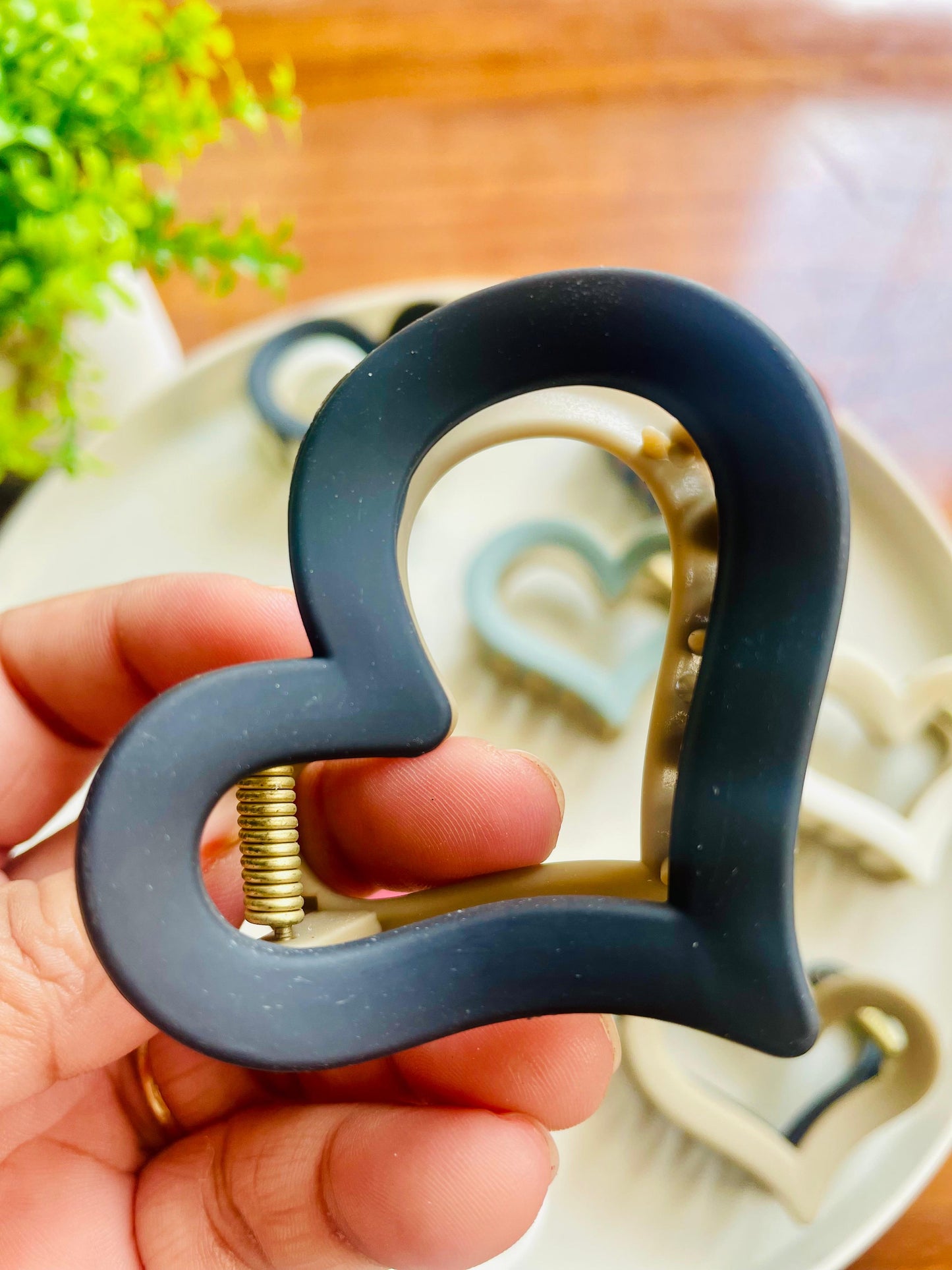 Hair Cuddles Heart Shape Dual Tone Hair Claw Clip for Women & Girls | Strong Grip Matte Finish Clutcher | Premium Trendy Hair Accessories