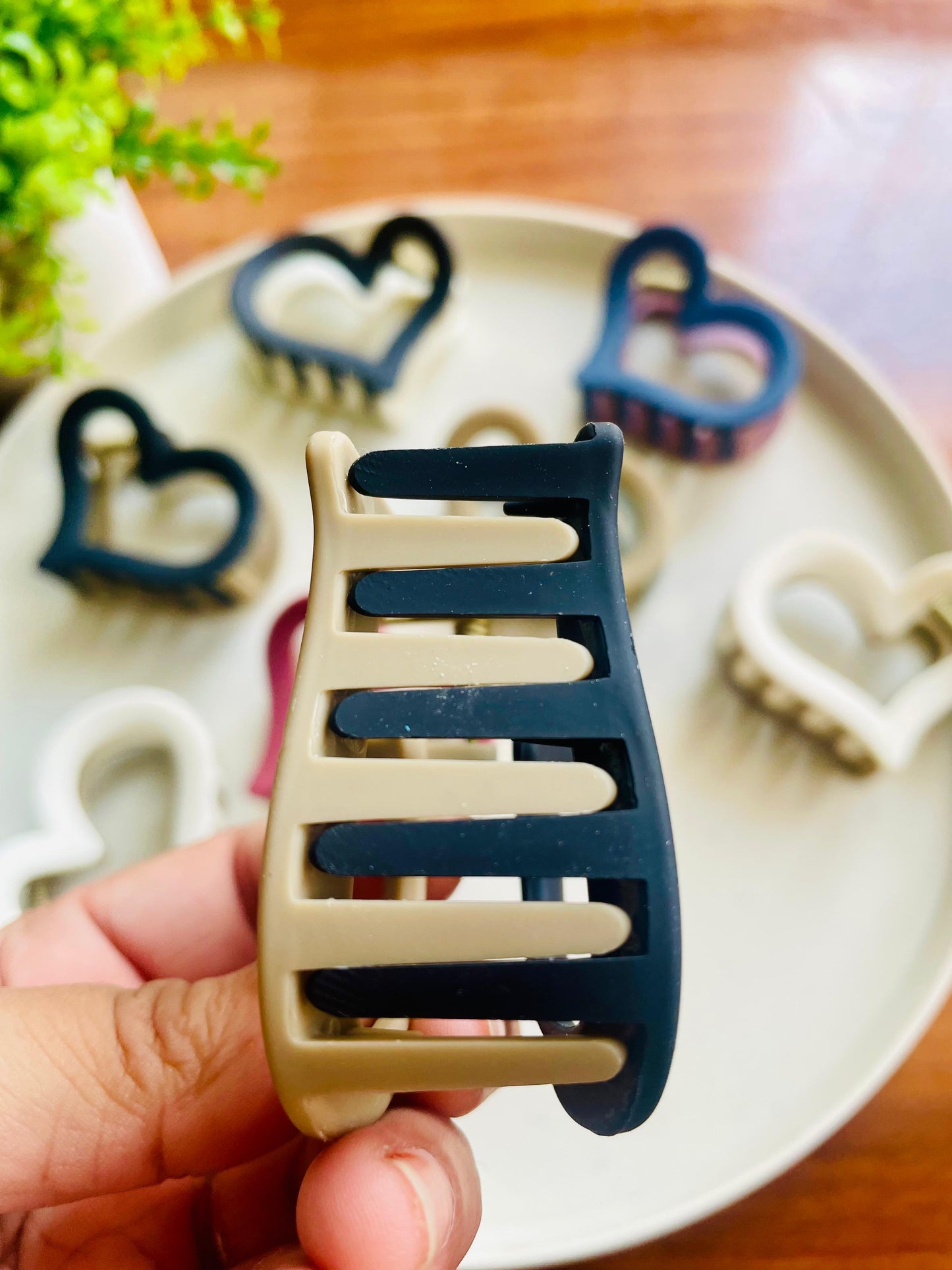 Hair Cuddles Heart Shape Dual Tone Hair Claw Clip for Women & Girls | Strong Grip Matte Finish Clutcher | Premium Trendy Hair Accessories