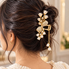 Shopify Listing — Pearl Tulip Bow Hair Claw Product Title: Pearl Tulip Bow Hair Claw Clip for Women – Elegant Floral Rhinestone Hair Accessory | Hair Cuddles™